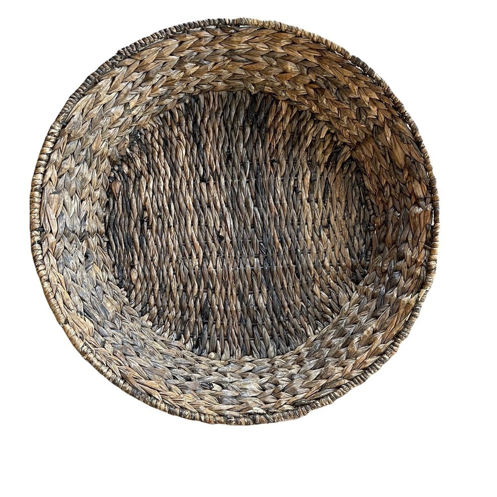 Large 18” Wicker Rattan Basket Table Gallery Wall Display